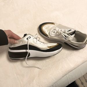 Great condition Nike air max dia icon clash size 6.5